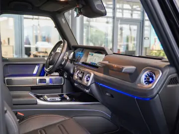 MERCEDES-BENZ G 450 d AMG Line Night I II Schiebedac…