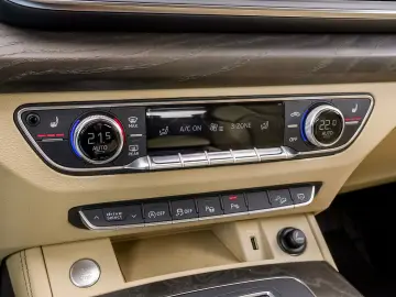 AUDI Q5 2.0 TFSI 245 CP