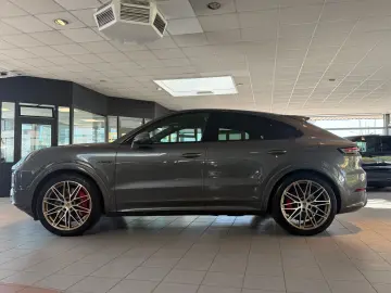 PORSCHE Cayenne Coupe S E-Hybrid SPORT-DESIGN S.ABGAS