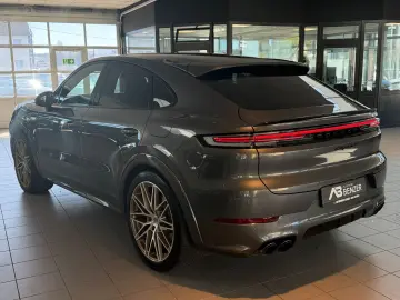 PORSCHE Cayenne Coupe S E-Hybrid SPORT-DESIGN S.ABGAS