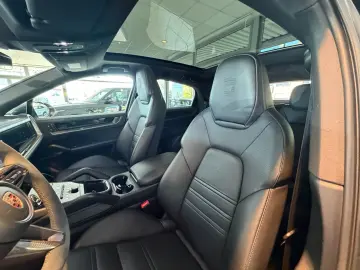 PORSCHE Cayenne Coupe S E-Hybrid SPORT-DESIGN S.ABGAS