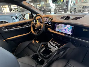 PORSCHE Cayenne Coupe S E-Hybrid SPORT-DESIGN S.ABGAS