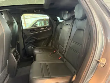 PORSCHE Cayenne Coupe S E-Hybrid SPORT-DESIGN S.ABGAS