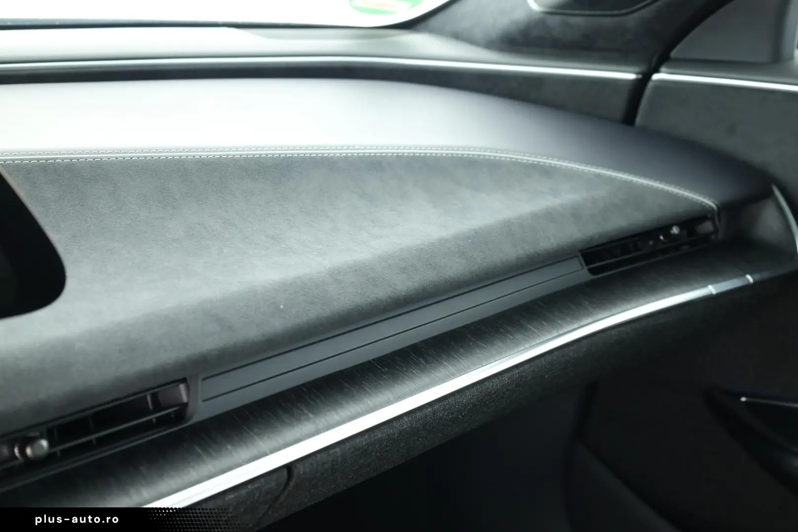 LUCID Lucid Air Grand Touring Pano Drive&Sound Pro 21