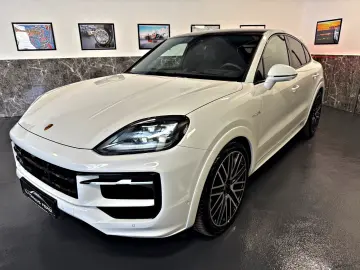 PORSCHE Cayenne Coupe E-Hybrid Pano Headup Massage PASM