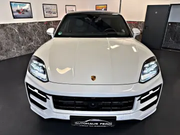 PORSCHE Cayenne Coupe E-Hybrid Pano Headup Massage PASM
