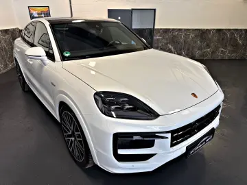 PORSCHE Cayenne Coupe E-Hybrid Pano Headup Massage PASM