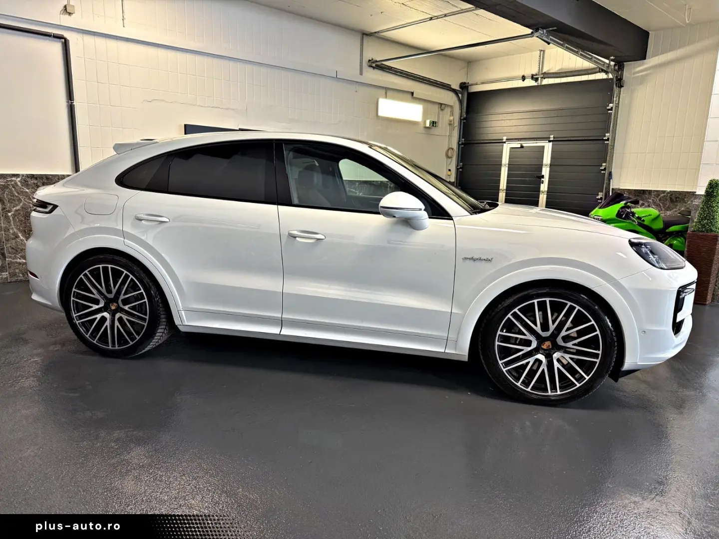 PORSCHE Cayenne Coupe E-Hybrid Pano Headup Massage PASM