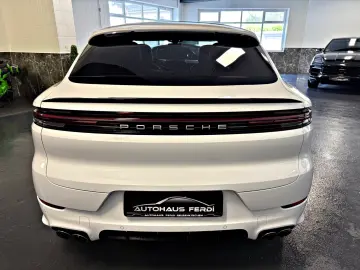PORSCHE Cayenne Coupe E-Hybrid Pano Headup Massage PASM