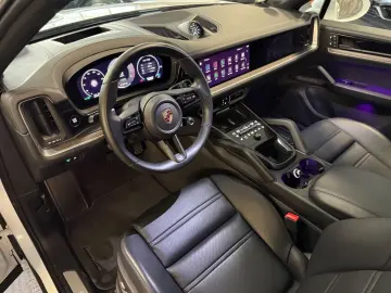 PORSCHE Cayenne Coupe E-Hybrid Pano Headup Massage PASM