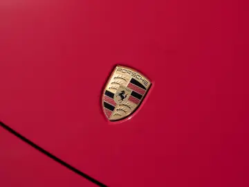 PORSCHE 992 .2 COUPE SPORTDES UITL 21 RS HDMATR 360 ACC