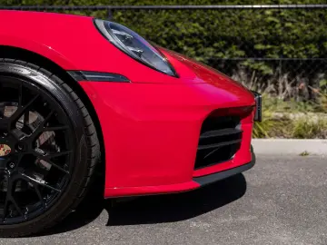 PORSCHE 992 .2 COUPE SPORTDES UITL 21 RS HDMATR 360 ACC