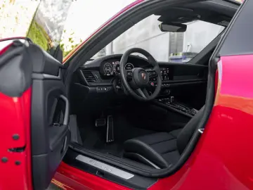 PORSCHE 992 .2 COUPE SPORTDES UITL 21 RS HDMATR 360 ACC