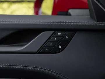 PORSCHE 992 .2 COUPE SPORTDES UITL 21 RS HDMATR 360 ACC