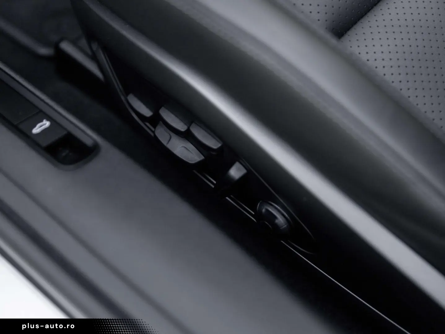 PORSCHE 992 .2 COUPE SPORTDES UITL 21 RS HDMATR 360 ACC