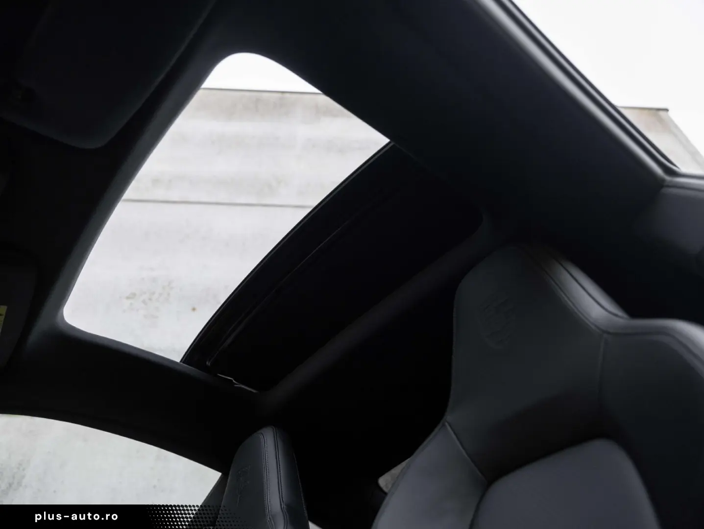 PORSCHE 992 .2 COUPE SPORTDES UITL 21 RS HDMATR 360 ACC