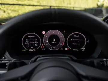 PORSCHE 992 .2 COUPE SPORTDES UITL 21 RS HDMATR 360 ACC