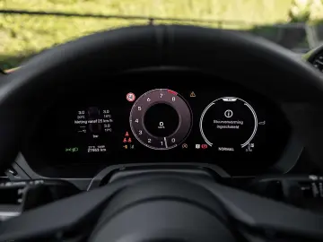 PORSCHE 992 .2 COUPE SPORTDES UITL 21 RS HDMATR 360 ACC