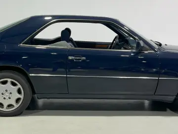 Mercedes Benz 300 CE 124C Oldtimer