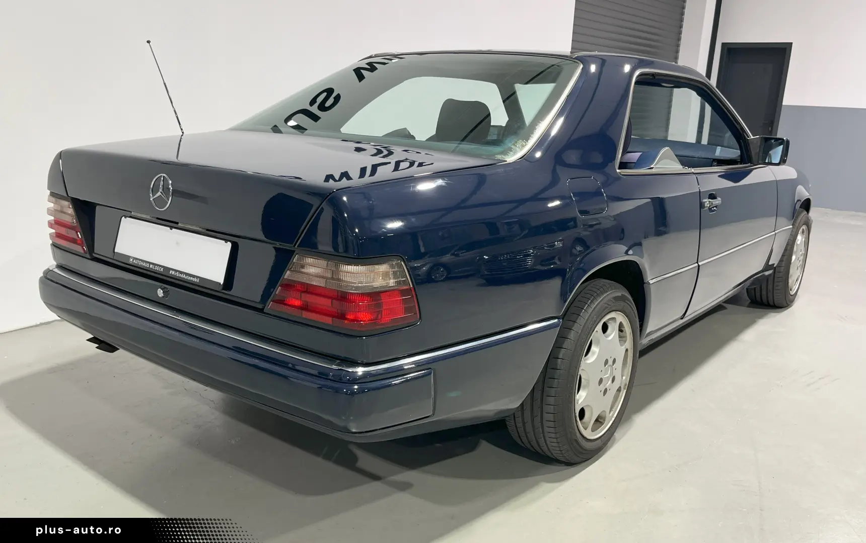 Mercedes Benz 300 CE 124C Oldtimer