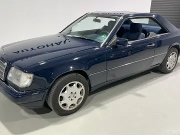Mercedes Benz 300 CE 124C Oldtimer