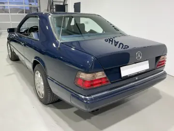Mercedes Benz 300 CE 124C Oldtimer