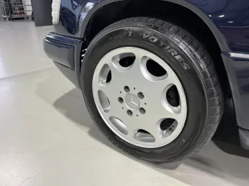 Mercedes Benz 300 CE 124C Oldtimer