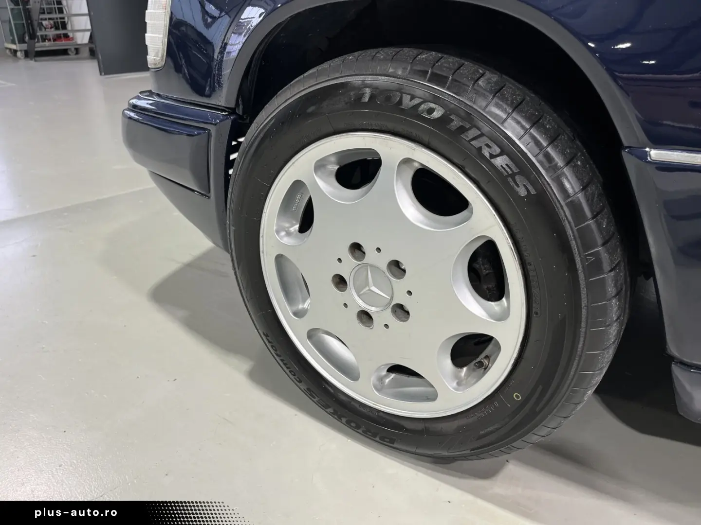 Mercedes Benz 300 CE 124C Oldtimer