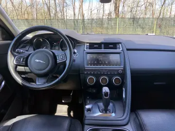 Jaguar E-Pace D150 AWD SE