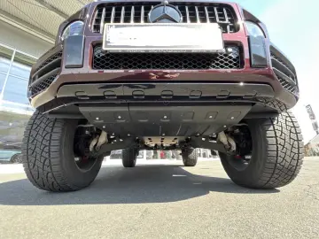 Mercedes AMG G63 4.0 V8 BiTurbo Night&Carbon-Paket 4x4x2