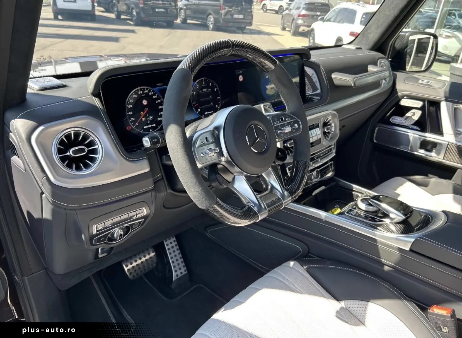 Mercedes AMG G63 4.0 V8 BiTurbo Night&Carbon-Paket 4x4x2