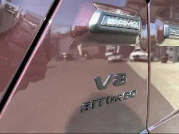 Mercedes AMG G63 4.0 V8 BiTurbo Night&Carbon-Paket 4x4x2