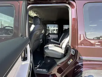 Mercedes AMG G63 4.0 V8 BiTurbo Night&Carbon-Paket 4x4x2