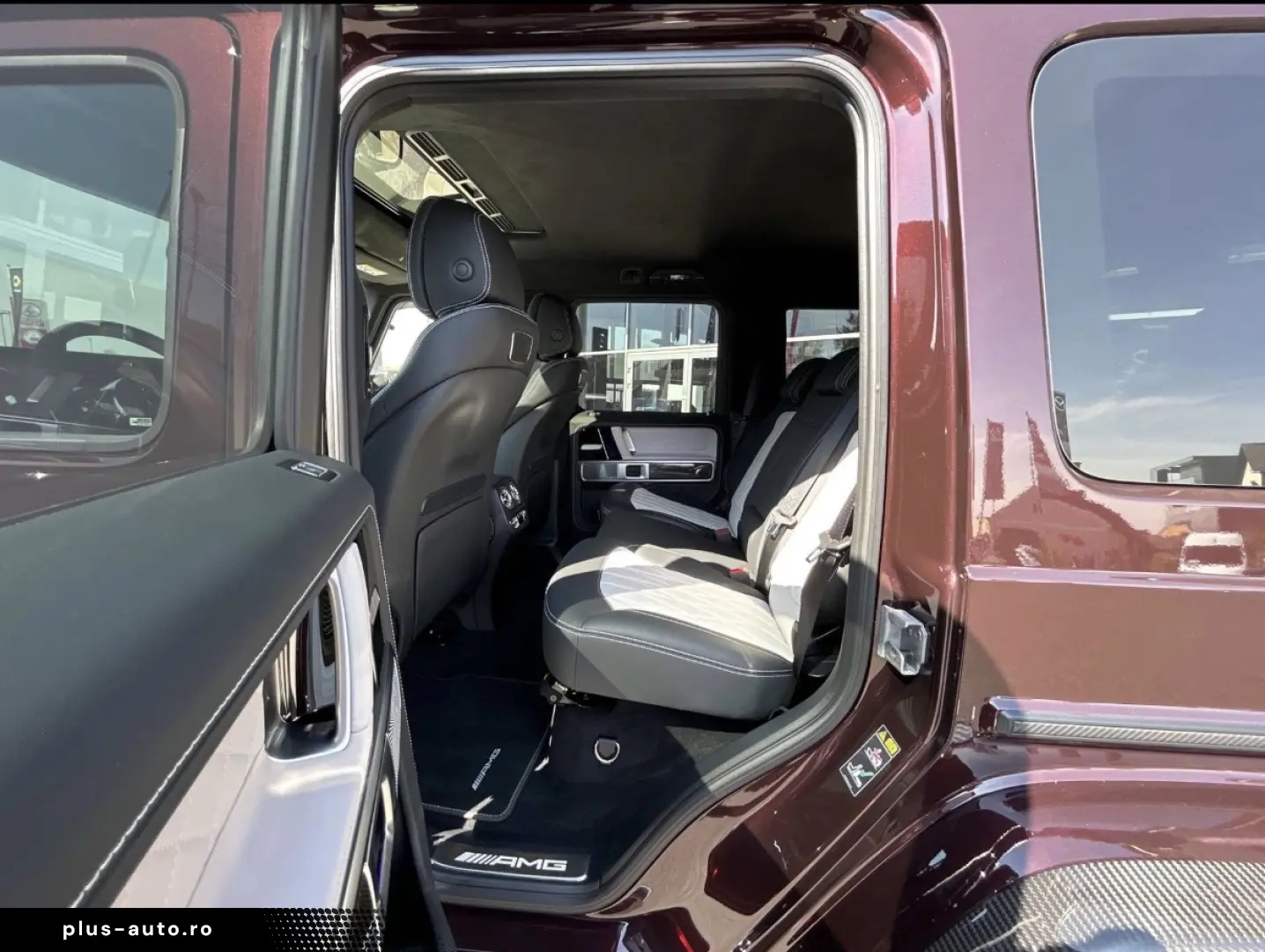 Mercedes AMG G63 4.0 V8 BiTurbo Night&Carbon-Paket 4x4x2