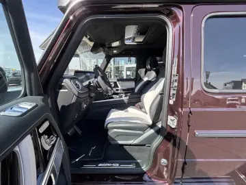 Mercedes AMG G63 4.0 V8 BiTurbo Night&Carbon-Paket 4x4x2