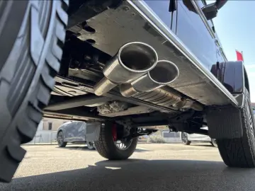 Mercedes AMG G63 4.0 V8 BiTurbo Night&Carbon-Paket 4x4x2