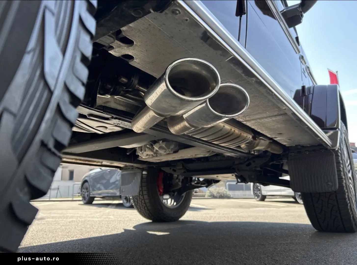 Mercedes AMG G63 4.0 V8 BiTurbo Night&Carbon-Paket 4x4x2