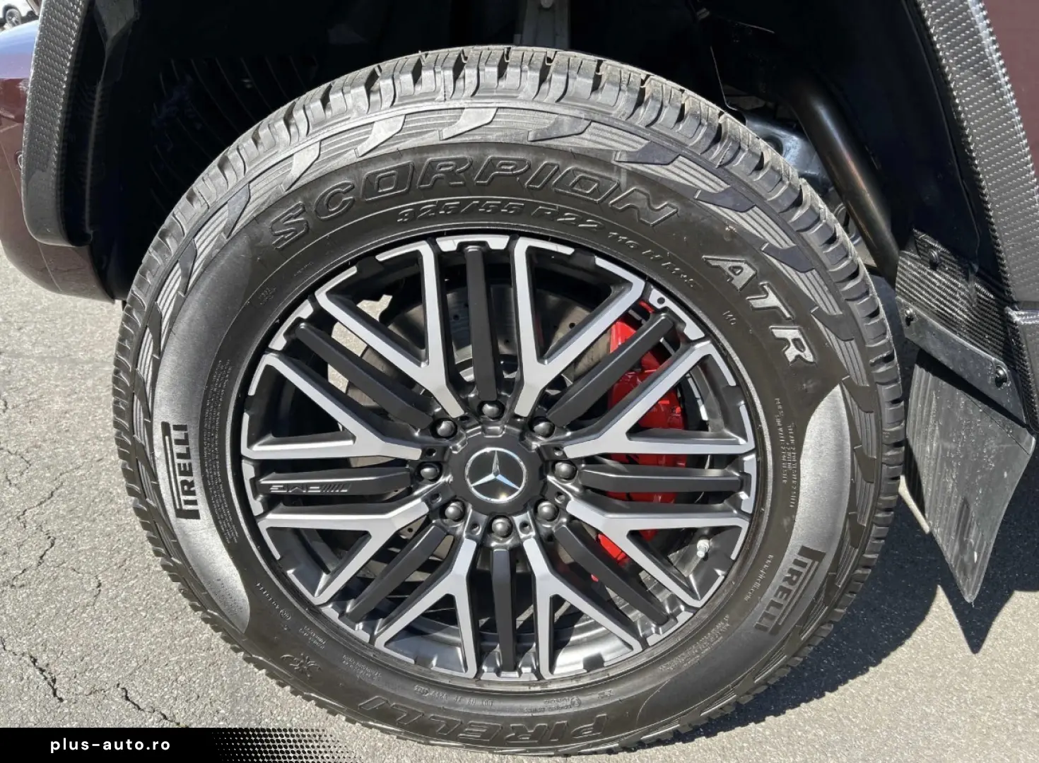 Mercedes AMG G63 4.0 V8 BiTurbo Night&Carbon-Paket 4x4x2