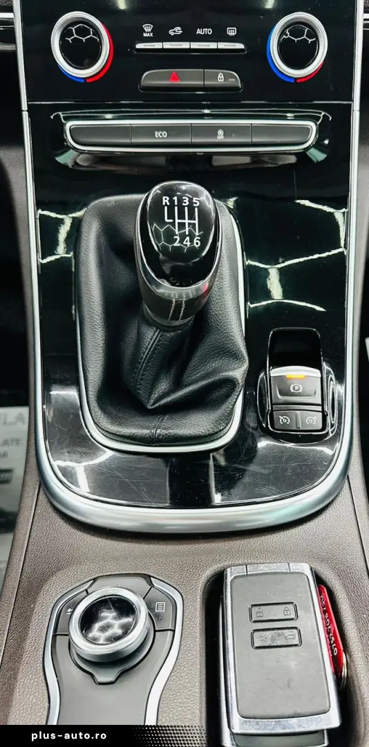 RENAULT ESPACE 2015 1.6D E6 7 Locuri Garantie 12 Luni Rate A