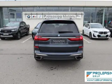 Bmw X-7