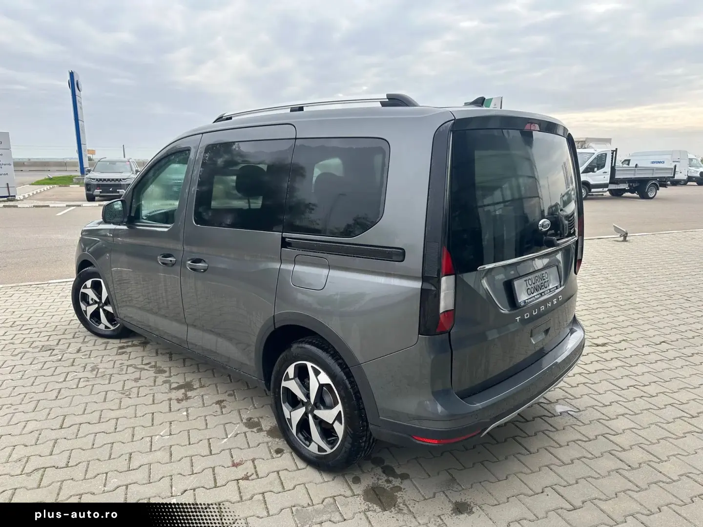 Ford Tourneo-Connect