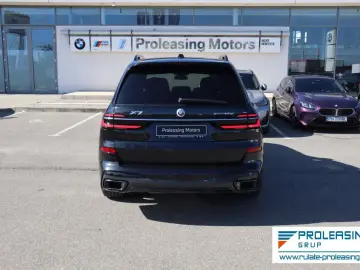 Bmw X-7