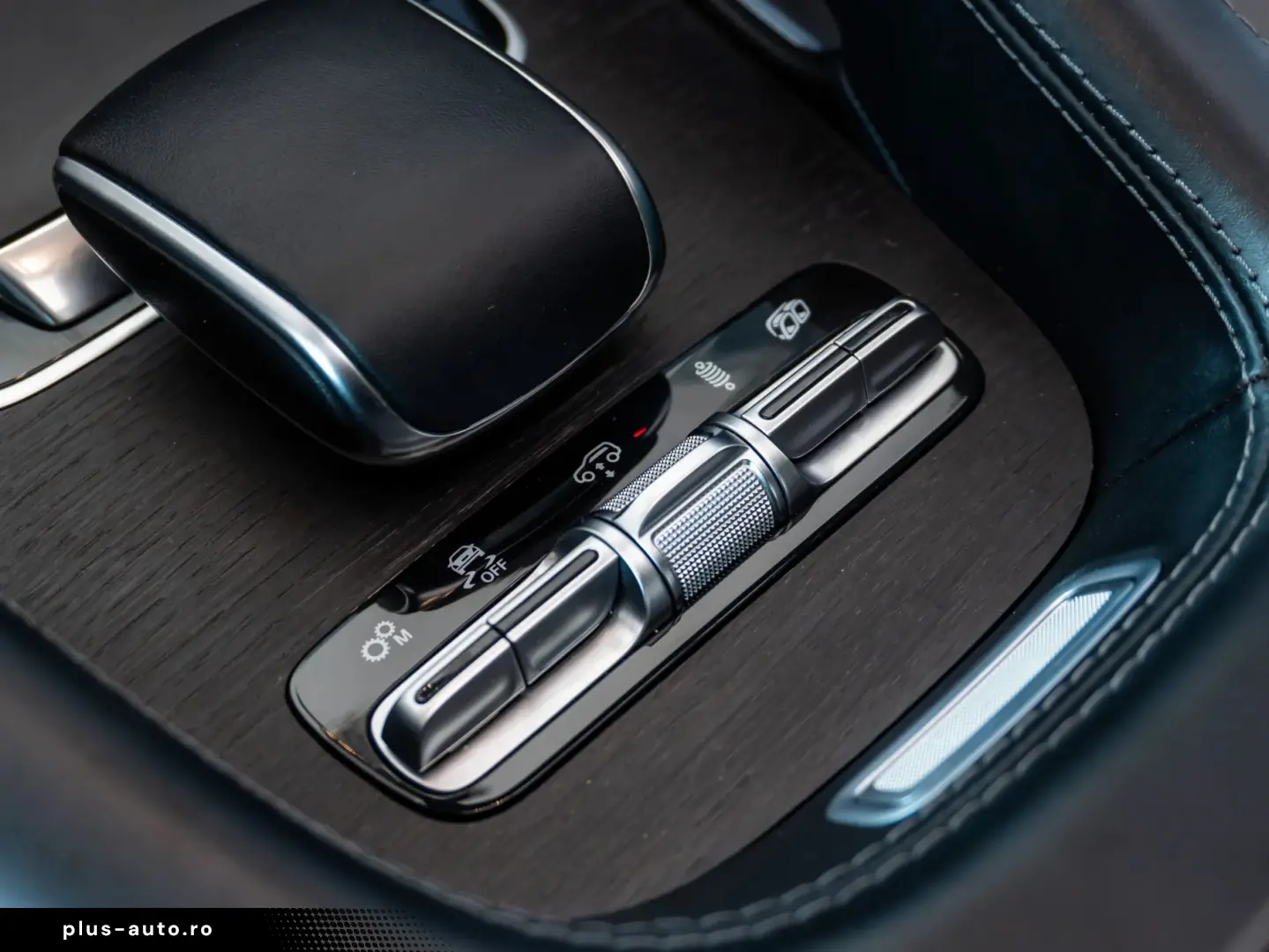 Mercedes-Benz AMG GLE 53 · 4MATIC  · Panoramic · Burmester ·