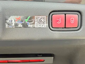 Mercedes-Benz E Gen-W214-2023