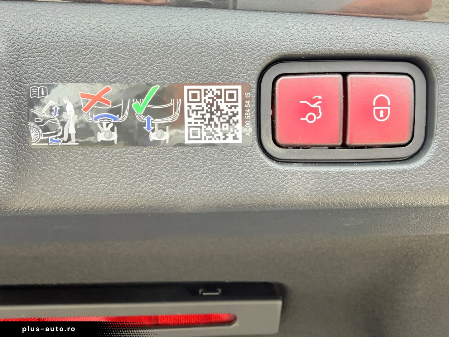 Mercedes-Benz E Gen-W214-2023