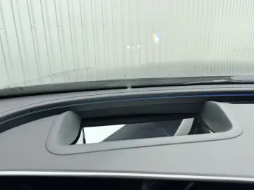 Mercedes-Benz E Gen-W214-2023