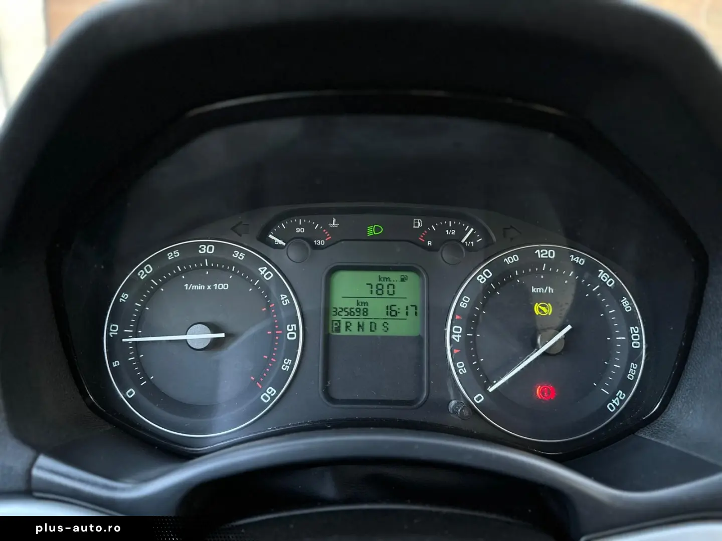 Skoda Octavia 2.0TDI DSG 140 CP