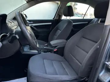 Skoda Octavia 2.0TDI DSG 140 CP