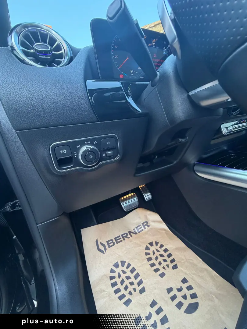 Mercedes Benz GLA 250e