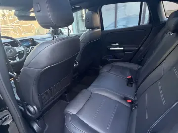 Mercedes Benz GLA 250e